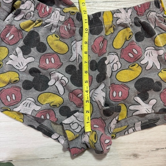Disney Mickey Thermal 2 Piece Pajama Set, Size Large - Picture 12 of 15